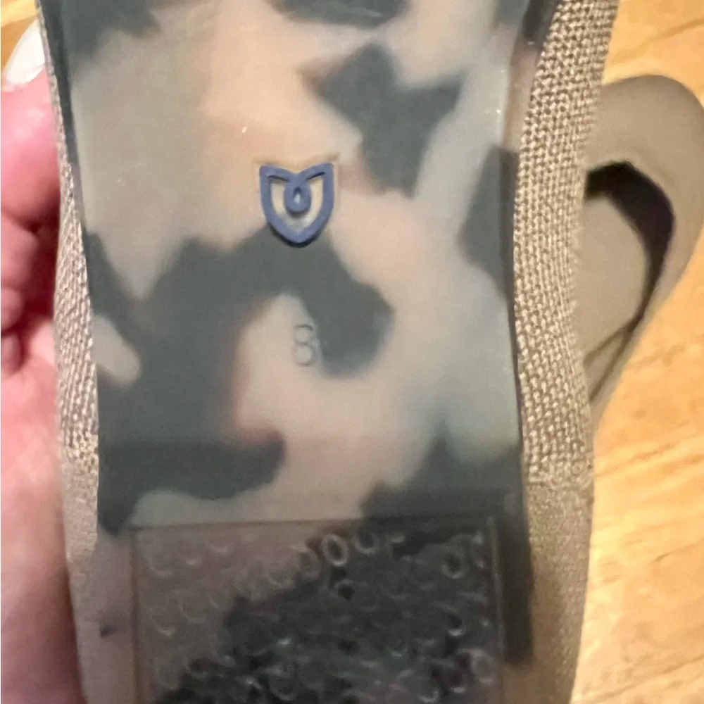 Like new Rothy’s size 8 - Picture 3 of 5